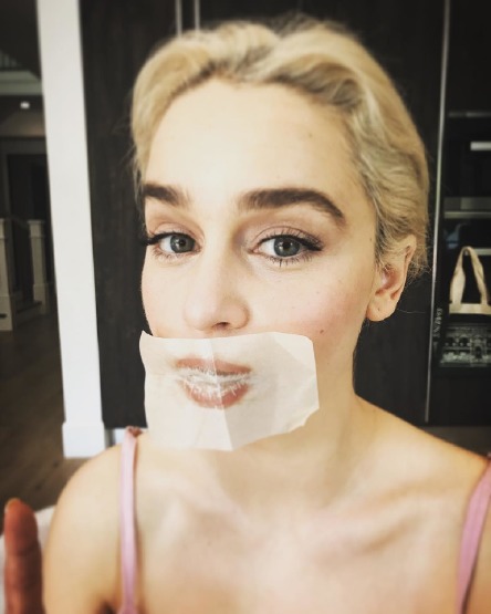 18-02/26/emilia_clarke.jpg