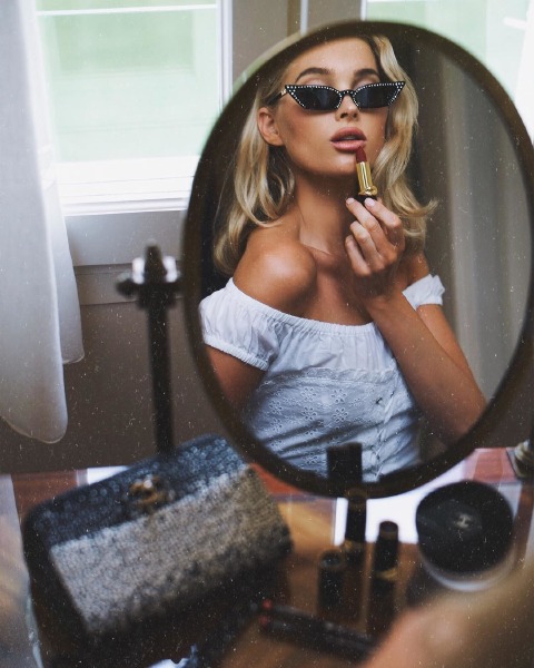 elsa-hosk-beauty-make-up-tips-instagram