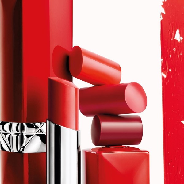 natalie-portman-dior-rouge-dior-ultra-red-lipstick-beauty-make-up